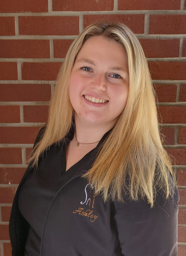 Ashley - sterilization and back office assistant